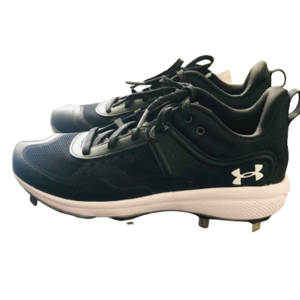 NWT - Under Armour Glyde Women's Mt Softball Cleats (6.5)